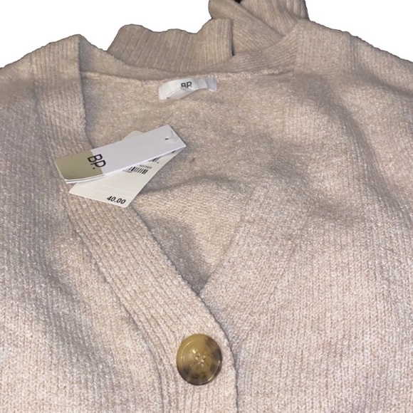 Nordstrom Cropped Cardigan - NWT - Beige Oatmeal - Picture 3 of 3